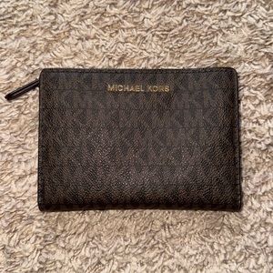 Michael Kors | Zip and Snap Wallet